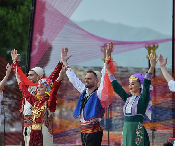 Filloi Festivali Folklorik Kombëtar i Gjirokastres